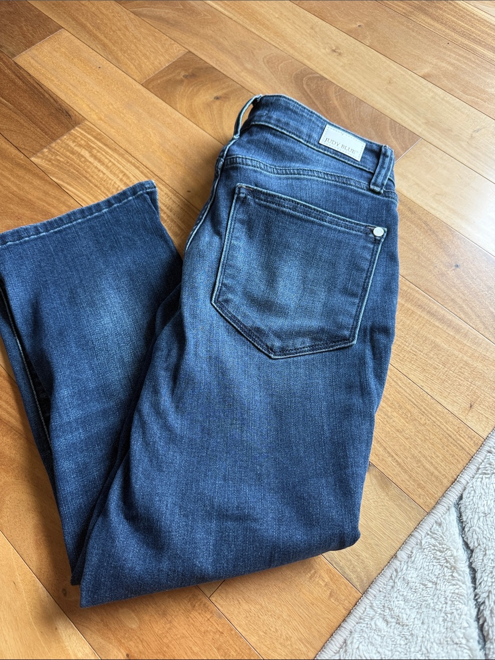 Judy Blue Skinny Fit Capri Jeans - Dark Blue
